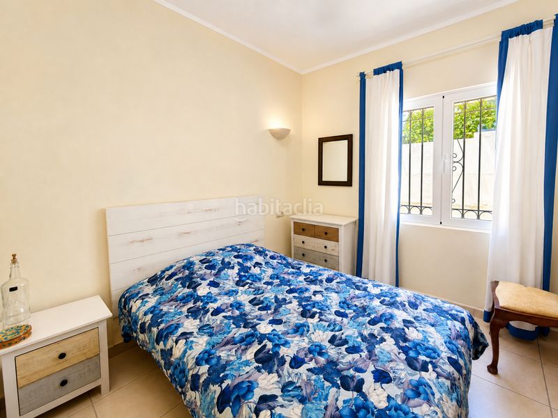 Foto e28e36a7-8740-49bc-88b7-58c94d4d810d. Casa amb aparcament a La Duquesa Manilva