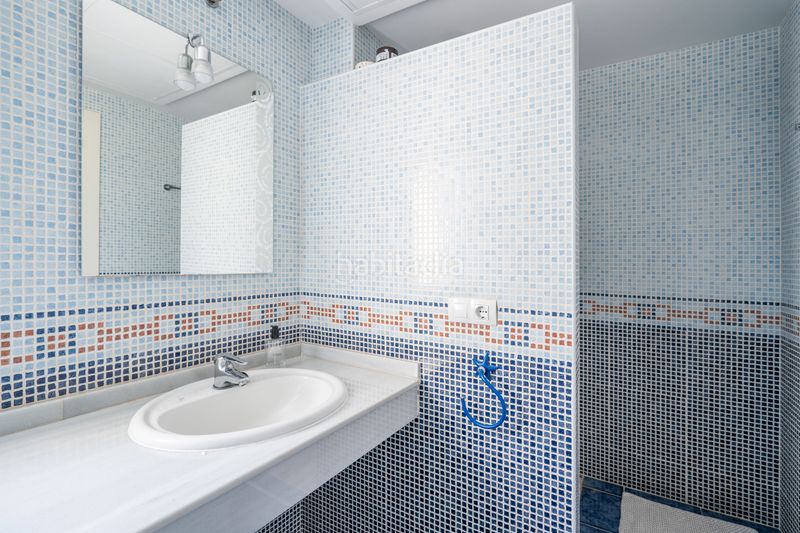 Foto 252edf03-ba79-4ed3-ade6-5d6b6ab45e6e. Apartament a i-5 2 a La Duquesa Manilva