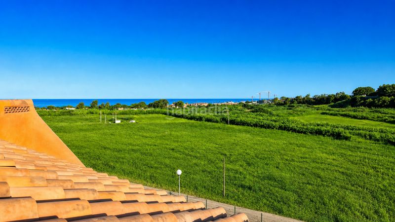 Foto 14ad34fc-fefb-49cc-80d4-410ef8d8ffb6. Apartament amb aparcament piscina a El Castillo Manilva