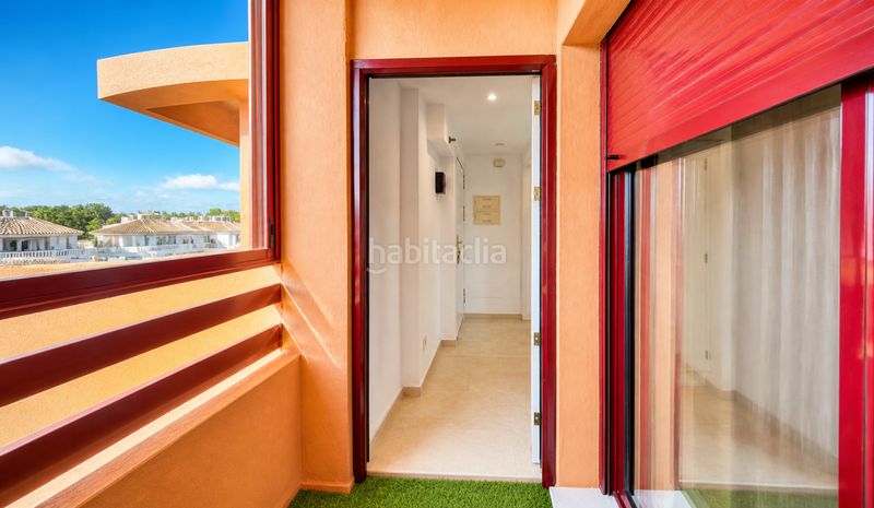 Foto 207a283d-eeb3-4b71-9233-b8f457374e63. Apartament amb aparcament piscina a El Castillo Manilva