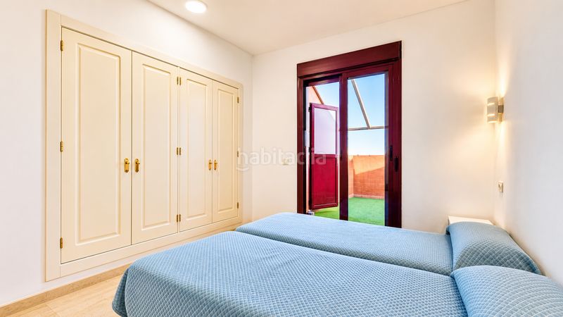 Foto 332c4b83-15c6-4f20-8a44-ce9f1838be4d. Apartament amb aparcament piscina a El Castillo Manilva