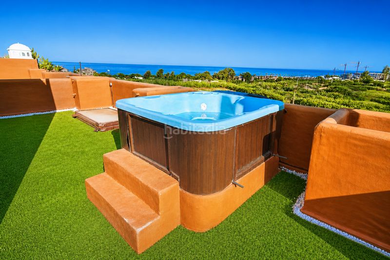 Foto 57153ea7-f199-49bb-bda1-b8cbacdf9a6b. Apartament amb aparcament piscina a El Castillo Manilva