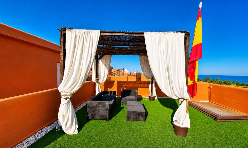 Foto 6f118ec3-8367-4aa8-9f86-be26e4b5c57c. Apartament amb aparcament piscina a El Castillo Manilva
