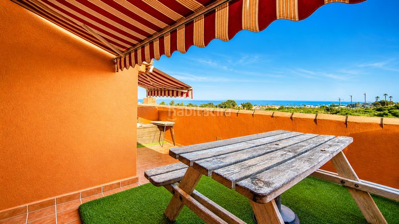 Foto c26e0d20-1363-4b26-b411-d78642aec17d. Apartament amb aparcament piscina a El Castillo Manilva