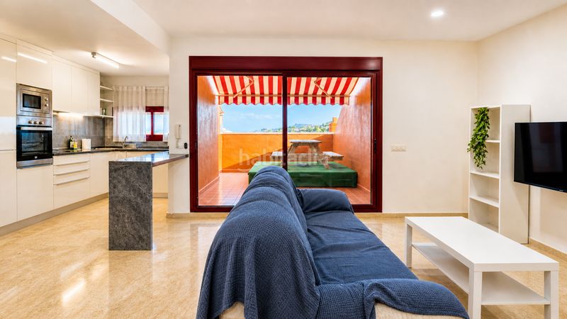 Foto d034237f-5d6d-4d5b-be6e-288eafc69f43. Apartament amb aparcament piscina a El Castillo Manilva