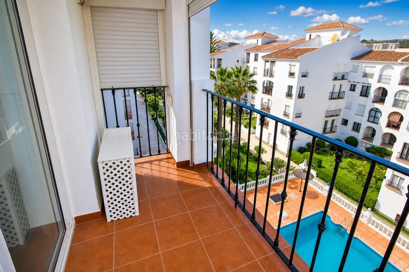 Foto a973fb29-c7a5-43be-a596-f38dd84b94b8. Àtic amb aparcament piscina a San Luis de Sabinillas Manilva