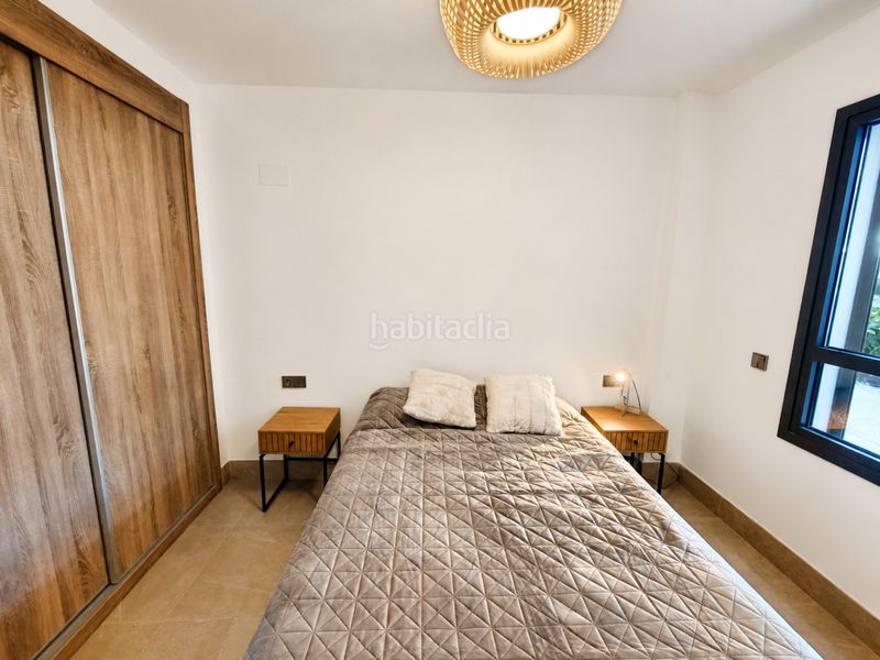 Foto 53b89269-bc66-41fa-9723-6bc238ef07ec. Planta baja en antonio machado 2 apartamento con jardín privado playa en Casares