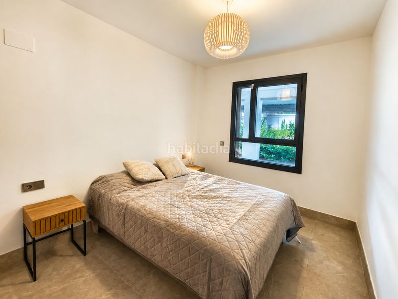 Foto 74105d59-a760-42bc-a44a-f6467c4939ba. Planta baja en antonio machado 2 apartamento con jardín privado playa en Casares