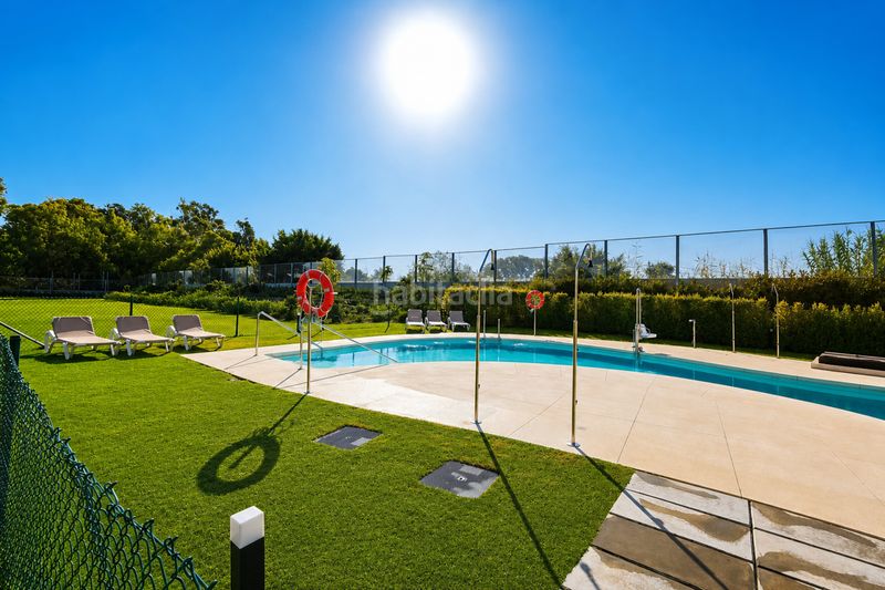 Foto 95b865f0-ba01-41cb-bc23-54bdf9241470. Planta baja en antonio machado 2 apartamento con jardín privado playa en Casares