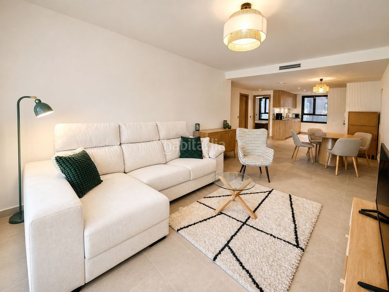 Foto a6a2d25f-b6b8-4d9e-81c7-a96168063f5b. Planta baja en antonio machado 2 apartamento con jardín privado playa en Casares
