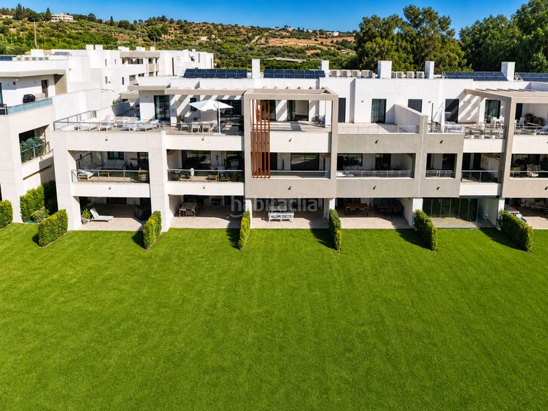 Foto ca7fb07c-ca49-4e95-9506-756dd684d454. Planta baja en antonio machado 2 apartamento con jardín privado playa en Casares
