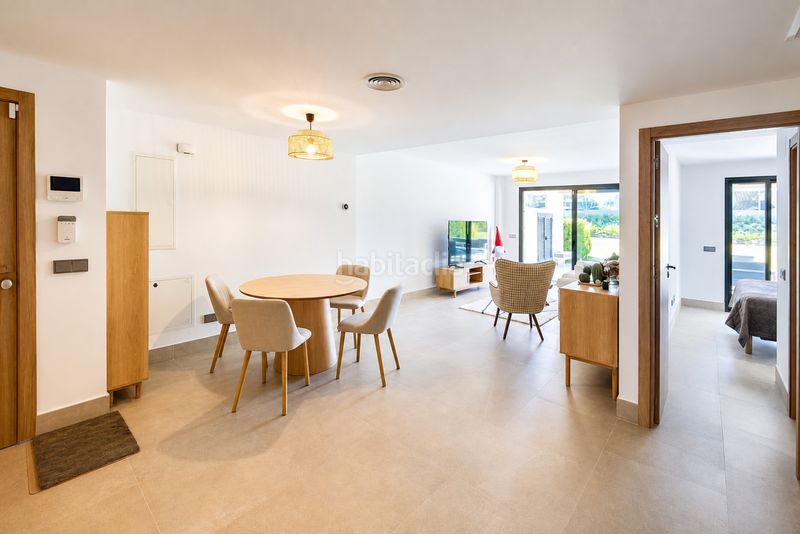 Foto d88b2a23-1ddd-4946-aa52-48bd90f3ac0a. Planta baja en antonio machado 2 apartamento con jardín privado playa en Casares