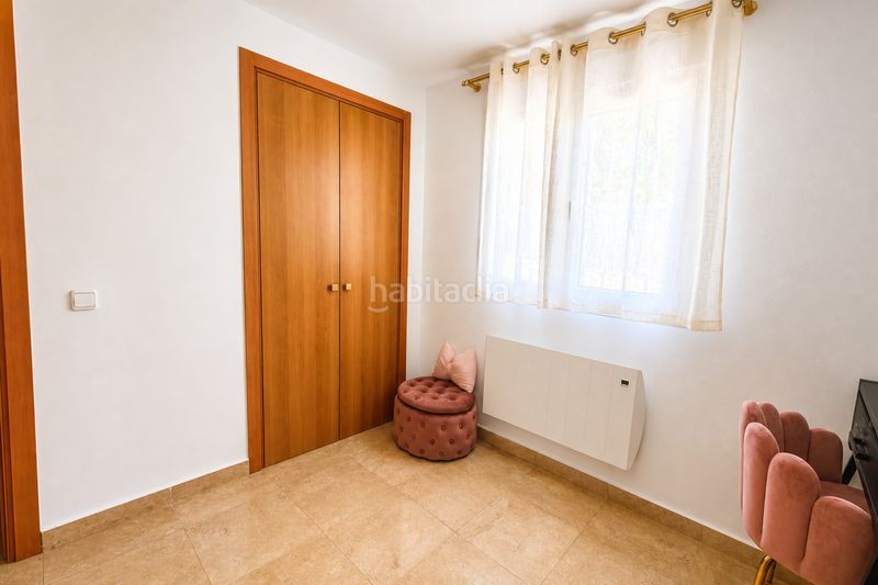 Foto 5ebcb5f7-1f94-4140-a571-b8e3eb0c9346. Casa amb aparcament piscina a La Duquesa Manilva