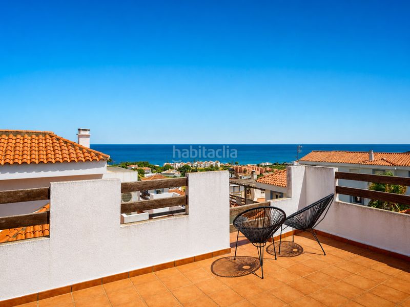 Foto 8f40e178-fa05-48ae-aabd-5cece1dccdb8. Casa amb aparcament piscina a La Duquesa Manilva