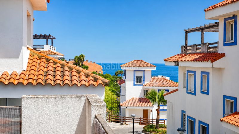 Foto dd2cdfcc-3393-43d6-b11c-4ae7ec46e3f4. Casa amb aparcament piscina a La Duquesa Manilva