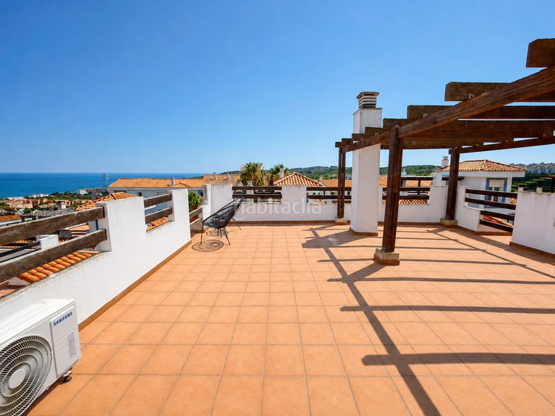 Foto f11b840a-6da6-4505-b038-b01656aa0e5f. Casa amb aparcament piscina a La Duquesa Manilva
