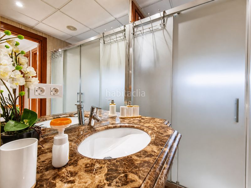 Foto 5ba11cc4-52ce-4201-940c-59be2a372e52. Apartament amb aparcament piscina a Centro Estepona