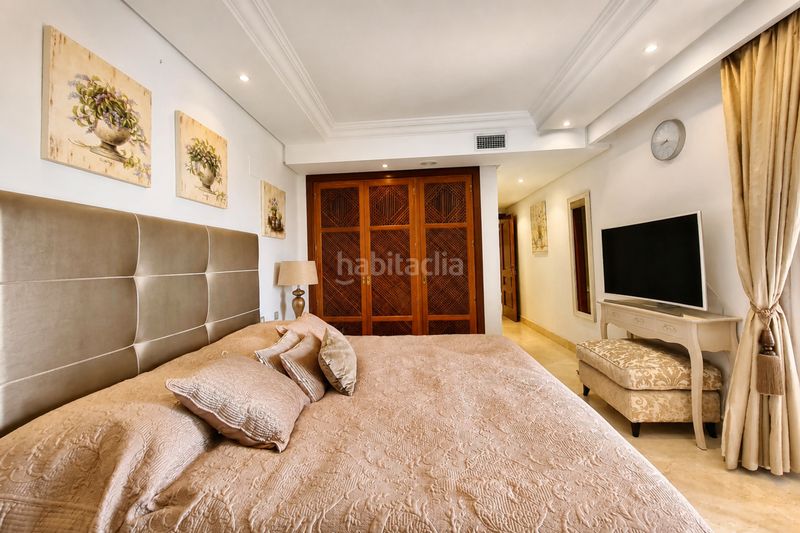 Foto 91ad8076-c1b7-4526-8372-ba4db1ec232a. Apartament amb aparcament piscina a Centro Estepona