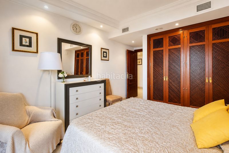 Foto 9374ddd2-7c21-4e2f-b817-8d82c49aaa2e. Apartament amb aparcament piscina a Centro Estepona