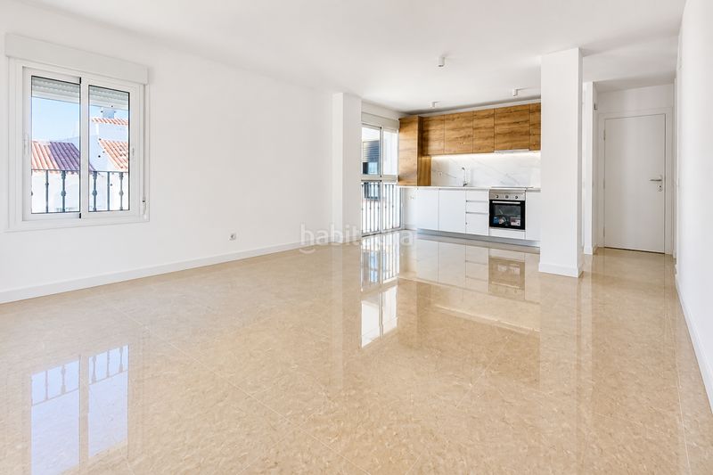 Foto 3696cfcf-1279-4db9-b835-f1dcb7c00c2e. Apartament amb piscina a Manilva pueblo Manilva
