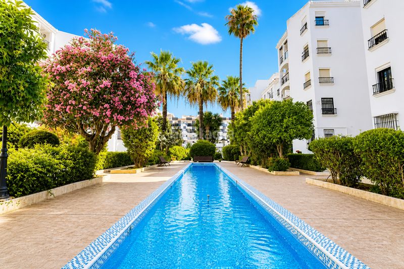 Foto 608afb26-3a6a-46d3-ad10-6e00e19d4d5c. Apartament amb piscina a Manilva pueblo Manilva