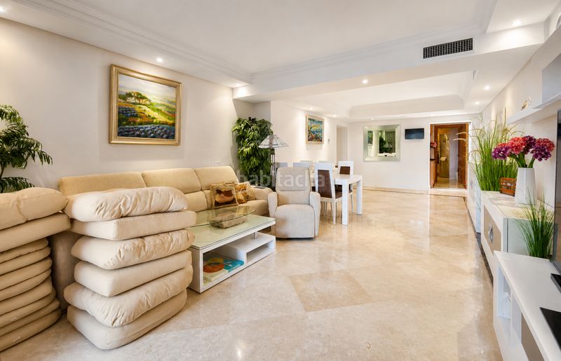 Foto 59831442-c31b-451c-81ca-8999bfa89d10. Apartament amb aparcament piscina a Centro Estepona