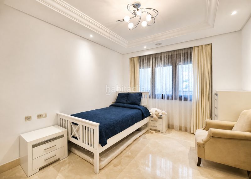 Foto 81405002-dc77-487e-bd12-cf9c8d559534. Apartament amb aparcament piscina a Centro Estepona