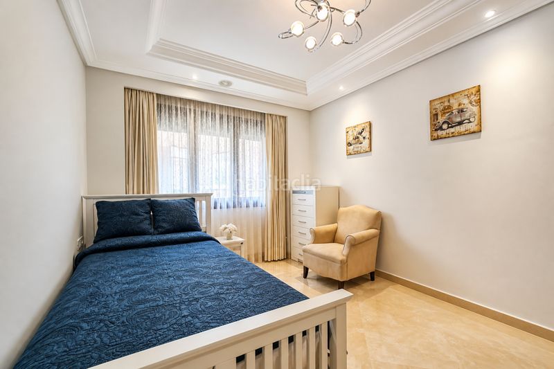 Foto 910a1e1b-2ec7-4763-a8d6-bbb0e4945f84. Apartament amb aparcament piscina a Centro Estepona