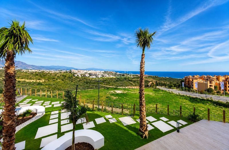 Foto 81ed881d-22c5-4a2b-be8b-9119c45f55fd. Apartamento en Manilva pueblo Manilva