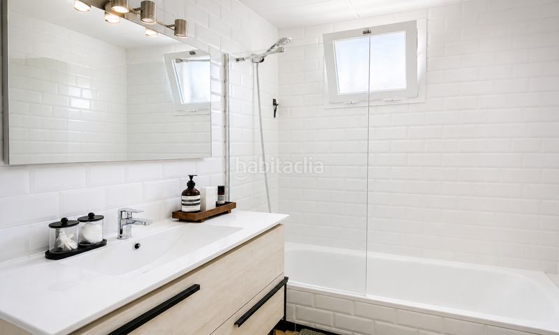Foto fd7b16ab-9abc-4e0e-ac29-c7f33ab4008a. Apartamento en Manilva pueblo Manilva