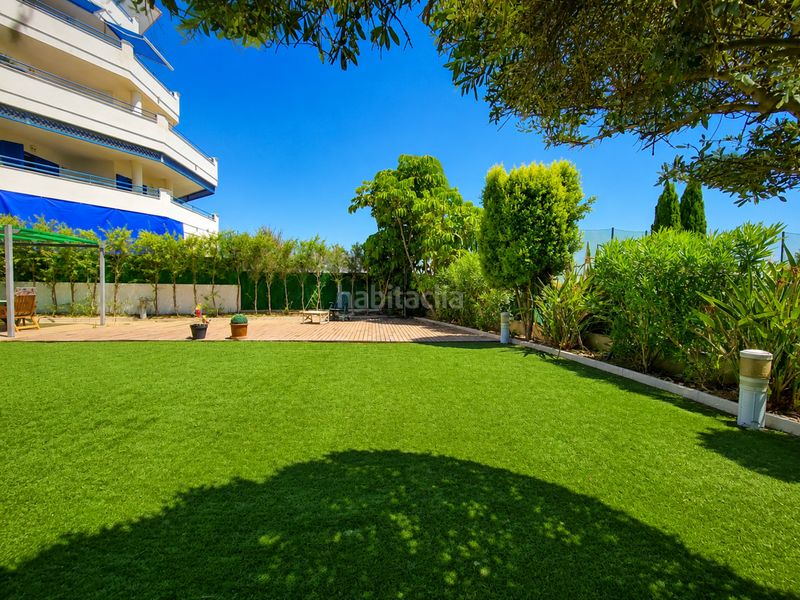 Foto 7a00402f-a210-4460-8869-0758b1ab236c. Planta baixa amb aparcament piscina a San Luis de Sabinillas Manilva
