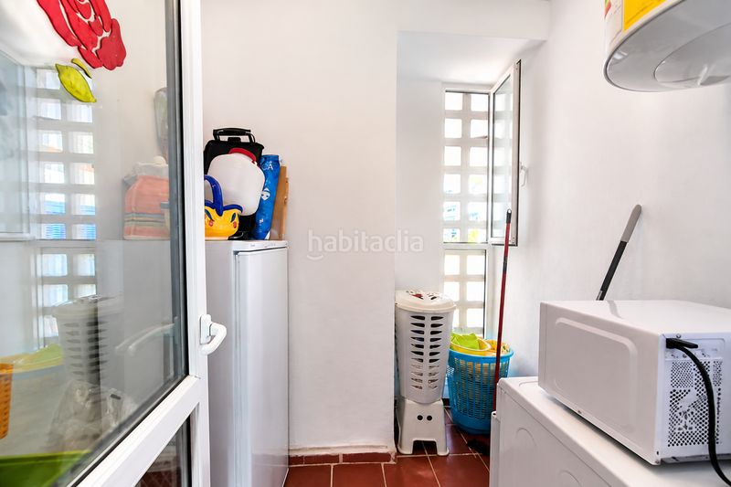 Foto eb8de19b-5e8b-4a4b-aaac-1d304890268f. Planta baixa amb aparcament piscina a San Luis de Sabinillas Manilva