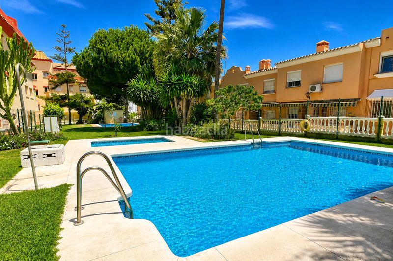 Foto 33856c31-ba03-4a51-95a3-90cc5b88fc61. Casa aparellada amb piscina a San Luis de Sabinillas Manilva