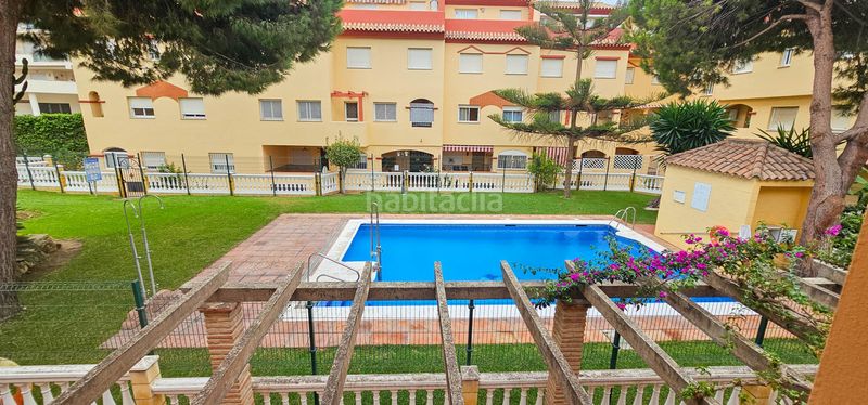 Foto 4cf55255-18b7-4634-94a5-9904e61c94b7. Casa aparellada amb piscina a San Luis de Sabinillas Manilva
