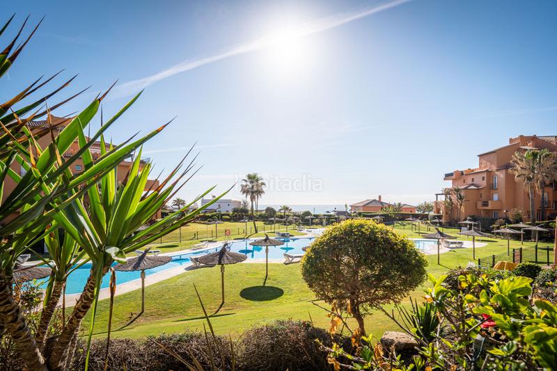 Foto 4fe4452e-c294-4136-b8b9-e63f5b03d9be. Rez-de-chaussée avec parking piscine dans La Duquesa Manilva