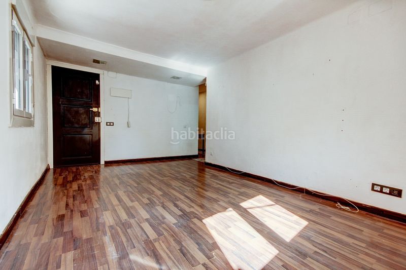 Foto 1a55df24-12b1-473b-af06-f7e506fa8a2d. Pis amb aparcament a Vallirana