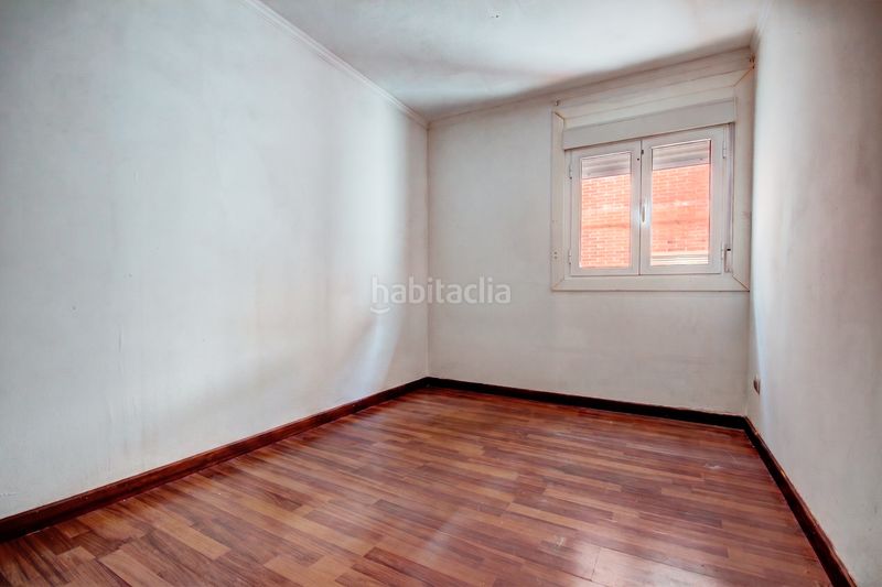 Foto b5cb78d5-a957-4031-84a4-29796a349bb2. Pis amb aparcament a Vallirana