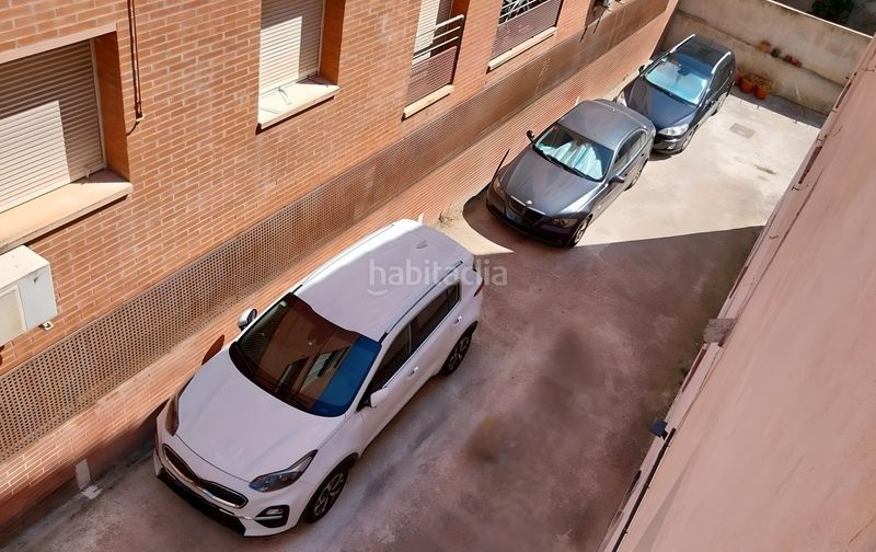 Foto f76c7086-aec1-4cea-b143-5ee18ad2c1ca. Pis amb aparcament a Vallirana