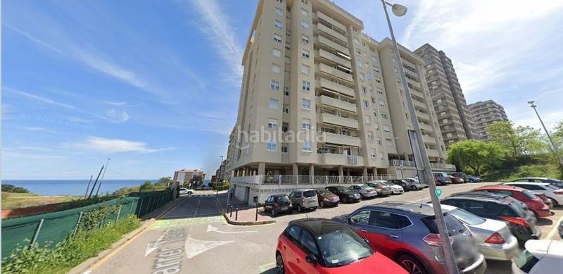 Foto e655a374-4c32-447b-82d6-38479a428318. Pis a Montgat