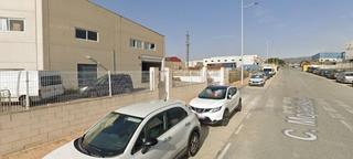 Nau industrial a Campo Alto-Club de Campo