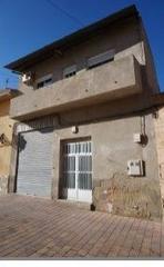 Locale commerciale in Pozo - Lorente. Se vende imnueble alquilado