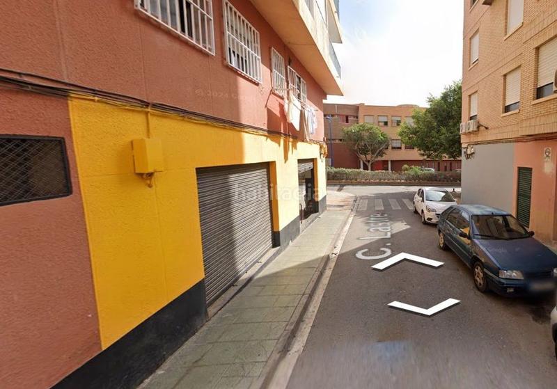 Foto 5a357120-7329-40d4-8a69-6310d65b951e. Piso en La Chanca - Pescadería Almería