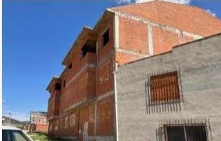Edifici a Villarrubia de los Ojos. Edificio sin finalizar