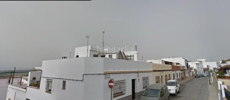 Foto be4fbef5-6e4f-4aef-b620-02a7d91ce412. Maison jumelée dans Benalup