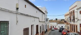 Maison jumelée à Bonares. Inmueble alquilado