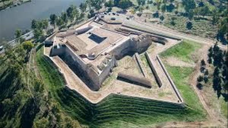 Foto 49b39177-04bc-48de-9fff-993f8c5916ab. Casa adosada inmueble alquilado en Coronada (La)