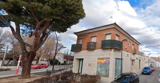 Casa adossada  Avenida de nicasio sevilla