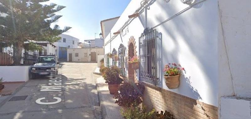 Foto fb303eee-feff-4cff-baa0-abdc417a7e91. Casa adossada a Lucainena de las Torres