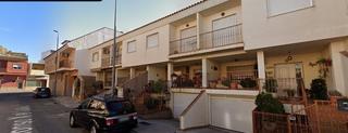 Flat in Playa de Garrucha. Venta de inmueble alquilado