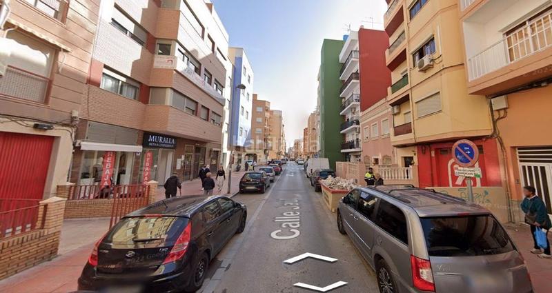 Foto c2b18a00-82be-48a1-bb86-54f9741e054a. Piso en Ciudad Jardín - Tagarete - El Zapillo Almería
